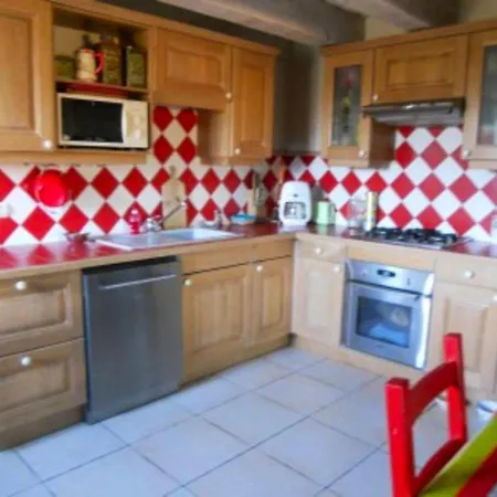 Accueillante A Avec Piscine Privee Villa *